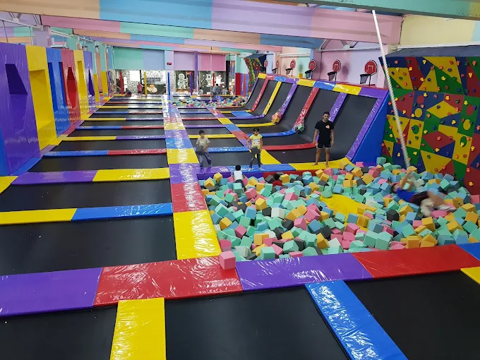 Metagalaxy Trampoline Center