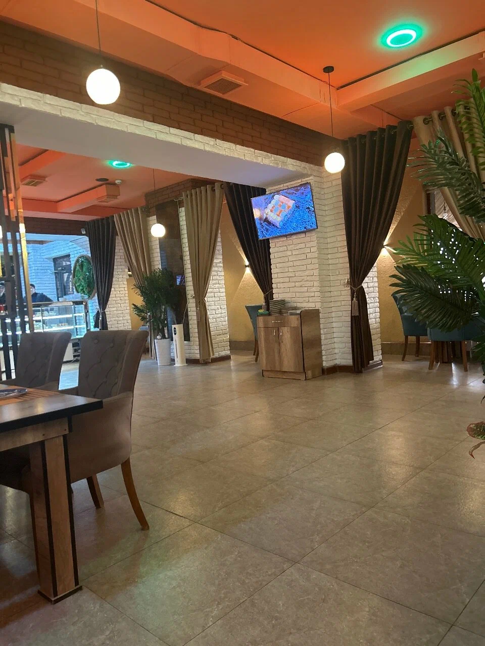 MJ Lounge