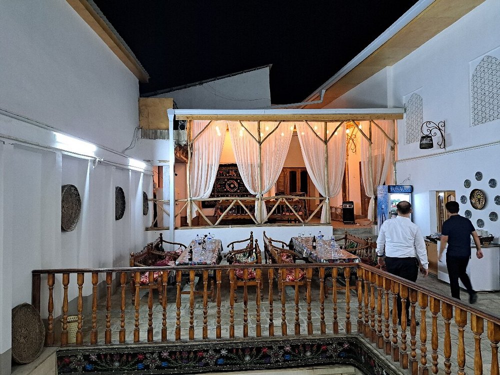 Laziz House