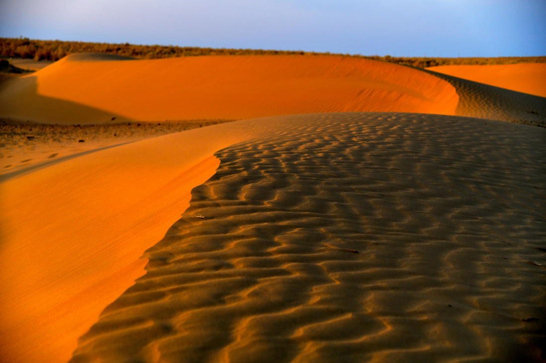 The red sands of the Kyzylkum Desert