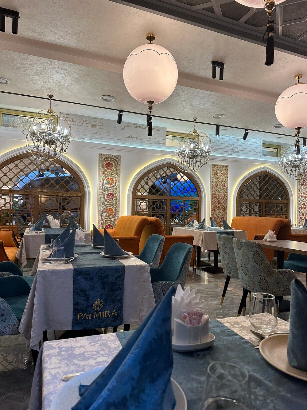 Palmira Restaurant