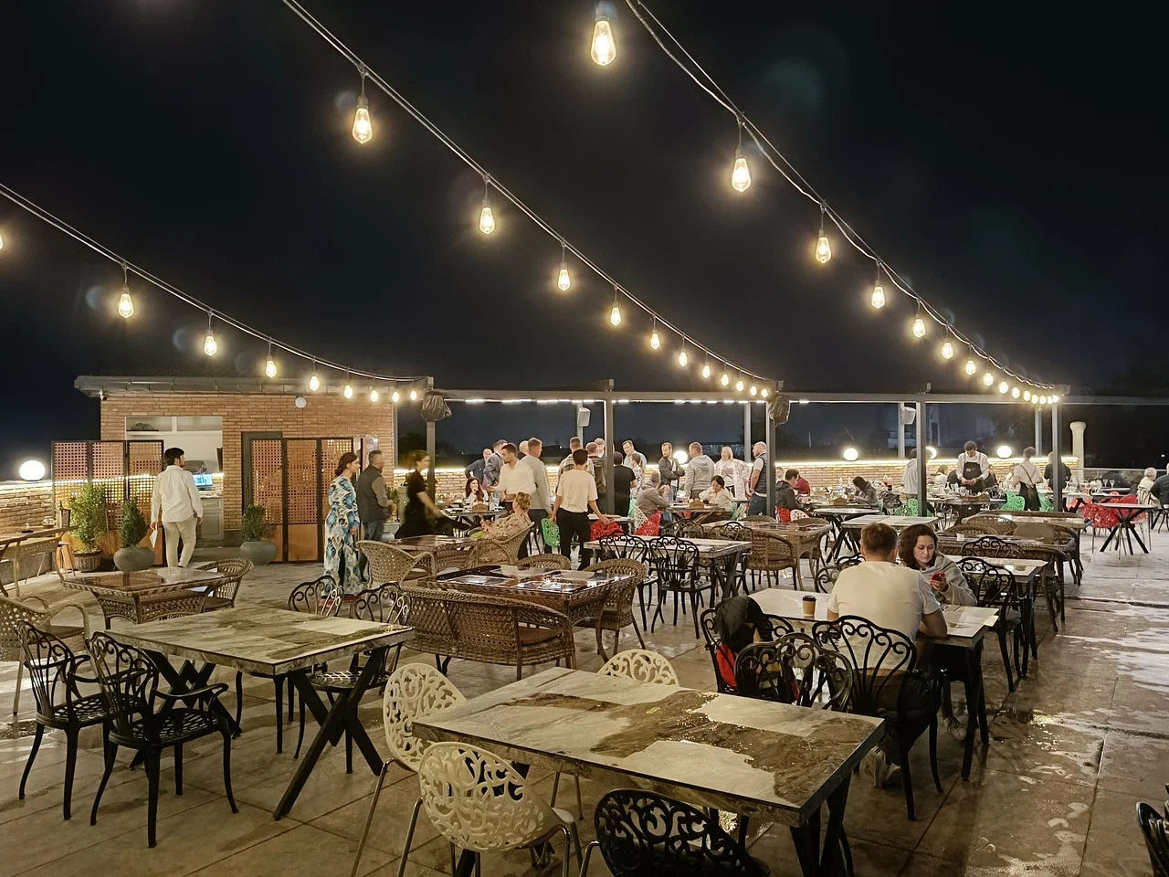 EMIRHAN restaurant