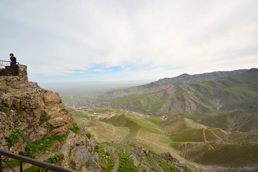 1303 ступени к пещере Хазрата Дауда