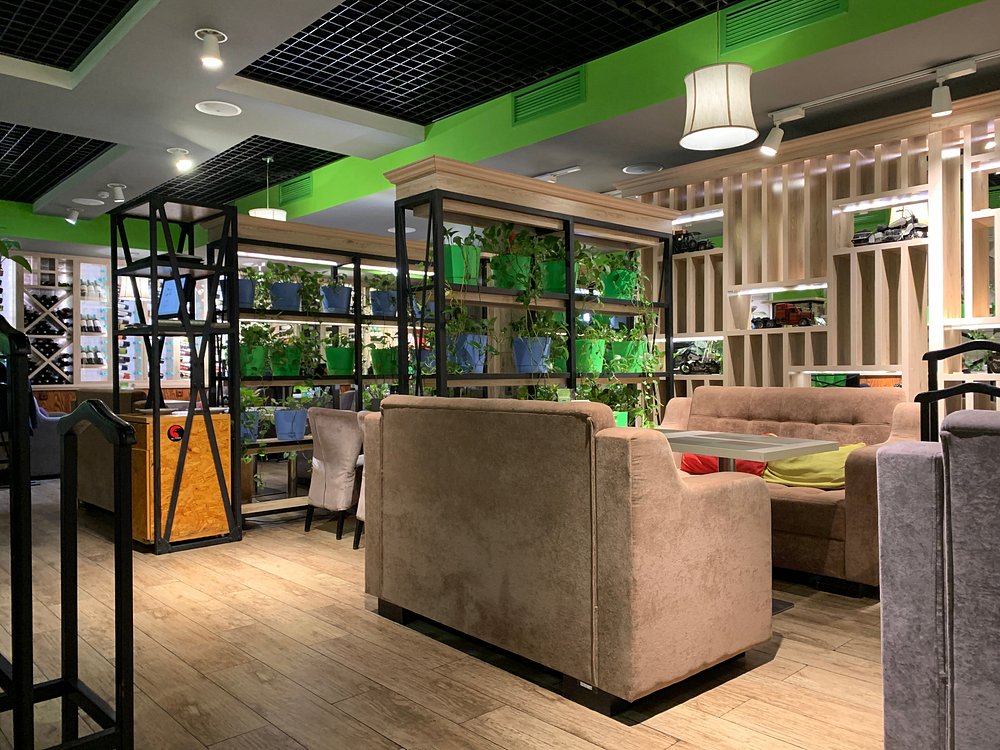 Burger and Lounge
